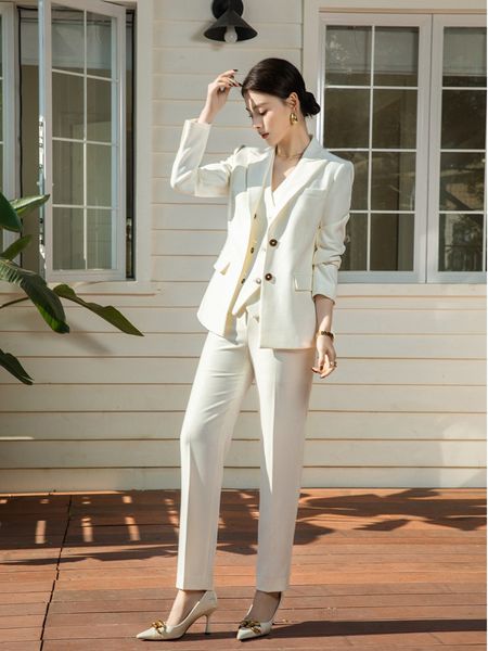 Moonlit Elegance Suit (Blazer + Vest + Pants)