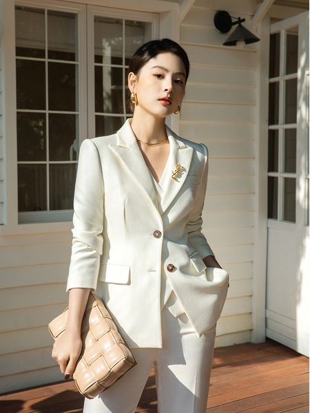 Moonlit Elegance Suit (Blazer + Vest + Pants)